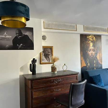 Elegant Proche Paris - Lejlighed